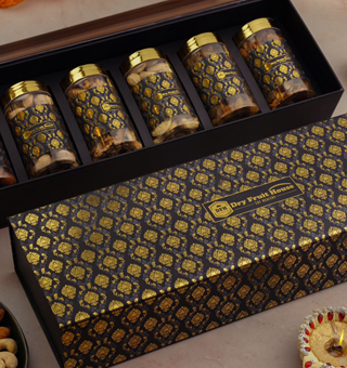 Best collection of gift boxes and festival hampers.