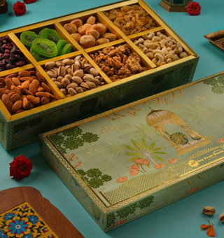 Best collection of gift boxes and festival hampers.
